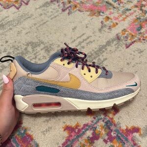 Nike Air Max Stylish Sneakers